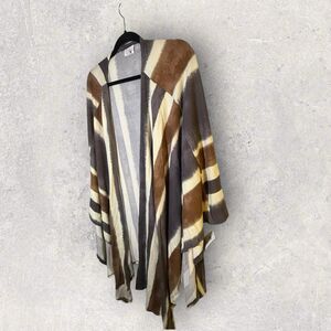 NWT Lularoe Savannah Large / XLarge  Brown, Gray, Cream Striped Print Kimono